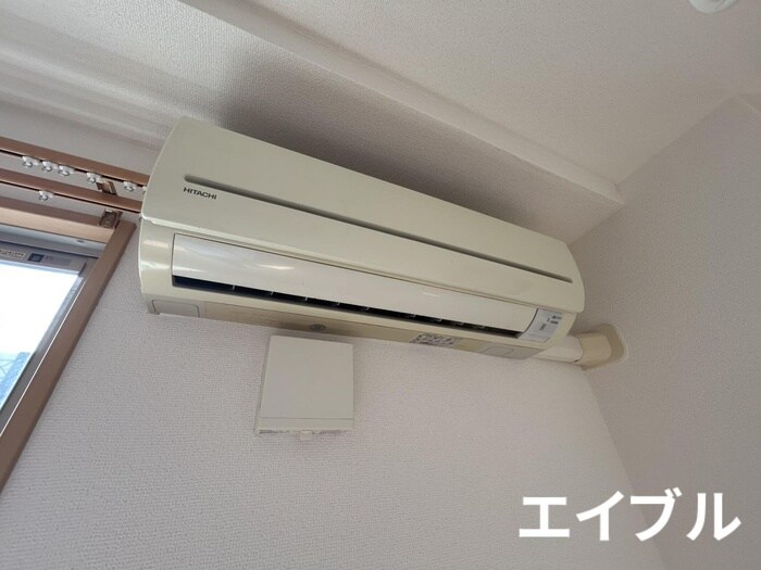 リバ－ディル・コ－トの物件内観写真