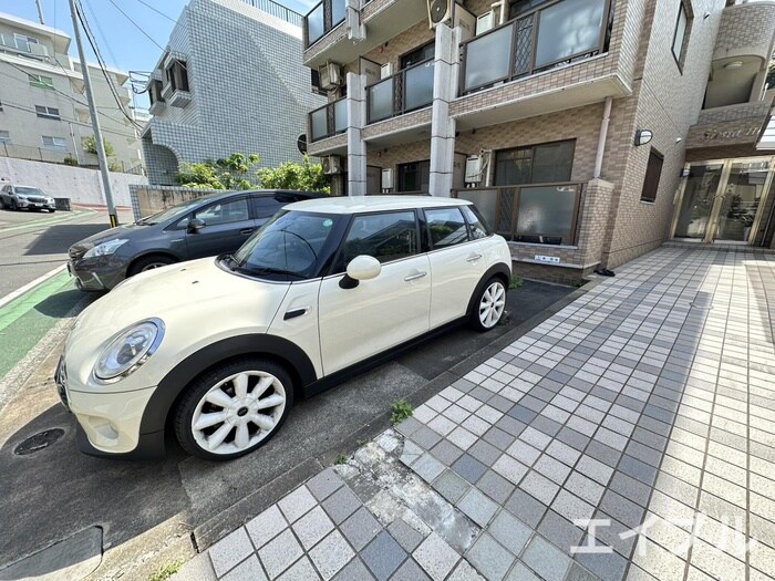 シエスタ平和の物件外観写真