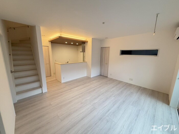 FORENA　COURT高宮の物件内観写真