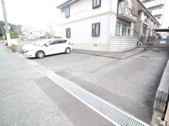 サンライズ鷹の巣の物件外観写真