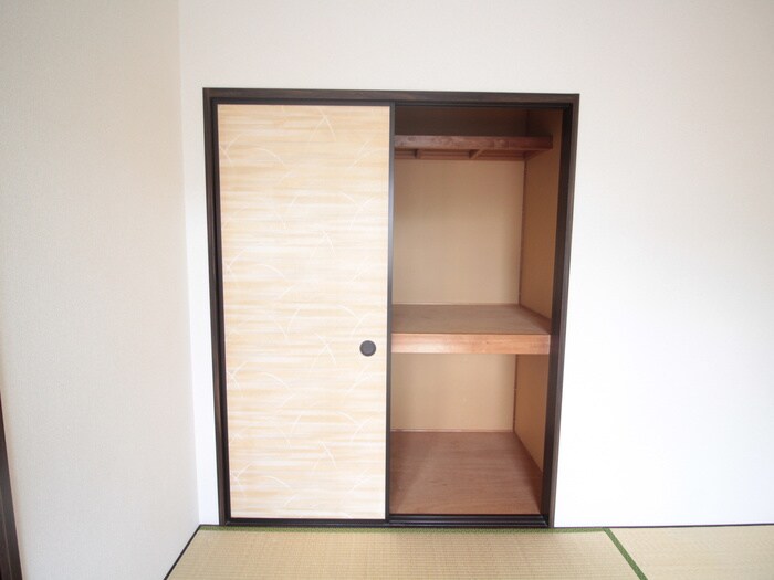 サンライズ鷹の巣の物件内観写真