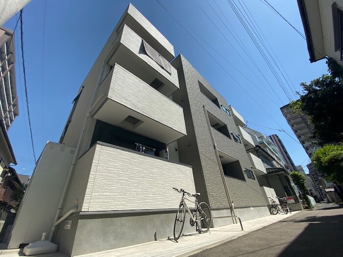 グランドプレミアム三萩野の物件外観写真