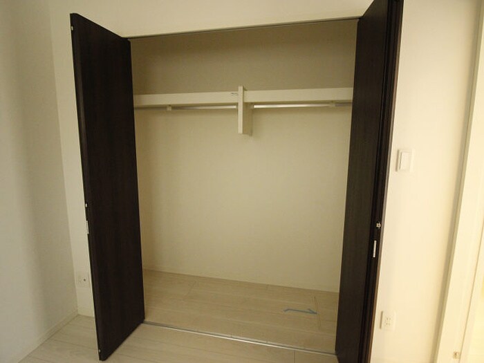 グランドプレミアム三萩野の物件内観写真