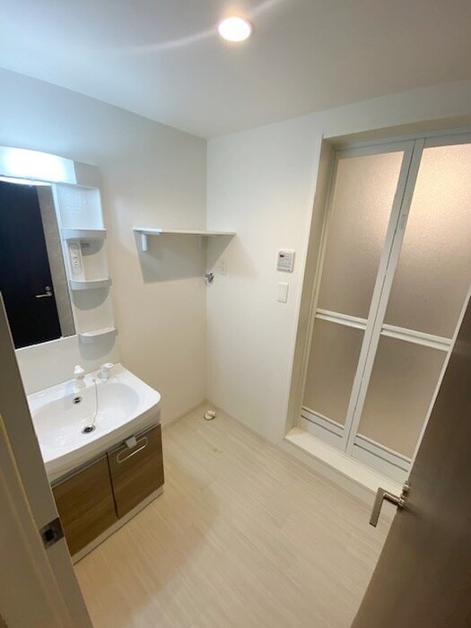 グランドプレミアム三萩野の物件内観写真