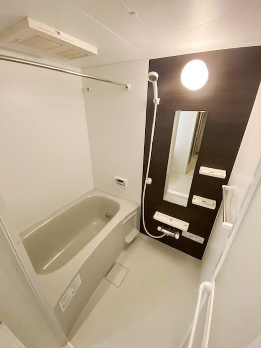 グランドプレミアム三萩野の物件内観写真