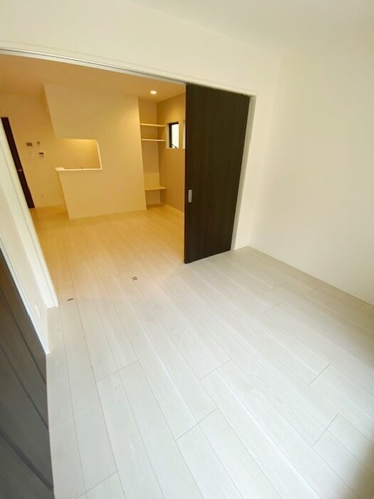 グランドプレミアム三萩野の物件内観写真