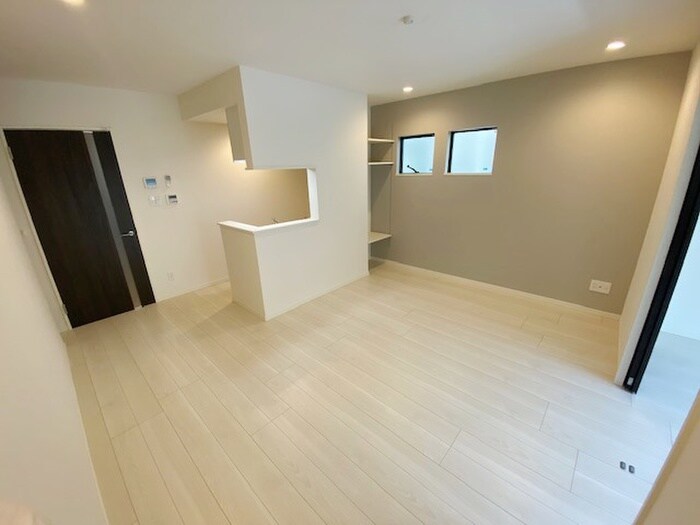 グランドプレミアム三萩野の物件内観写真