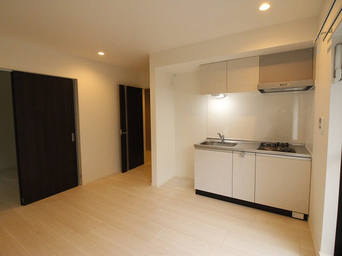 グランドプレミアム三萩野の物件内観写真