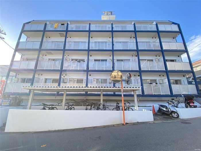 サン松香台の物件外観写真