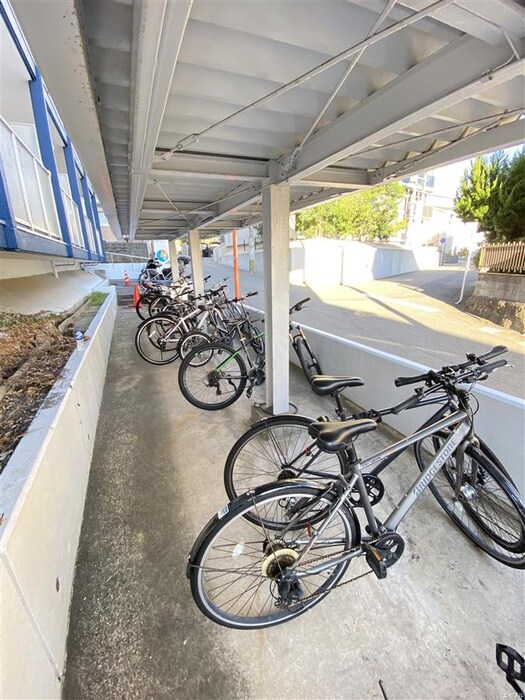 サン松香台の物件外観写真