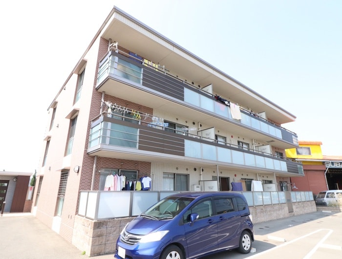 アンソレイユの物件外観写真