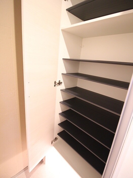 アクシオ片野の物件内観写真