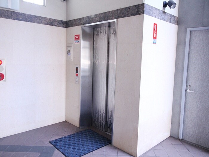 サンシャインⅡの物件外観写真