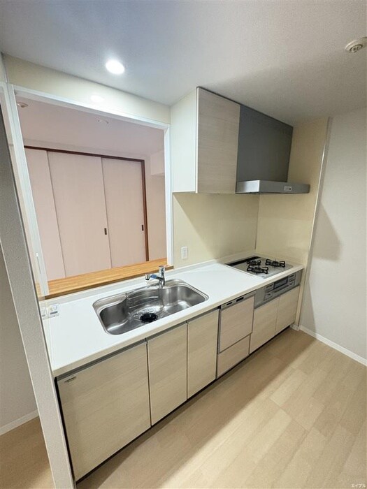 ｱｲﾗﾝﾄﾞｼﾃｨ･ｲﾝﾌｨﾆｶﾞ-ﾃﾞﾝｲｰｽﾄ棟の物件内観写真