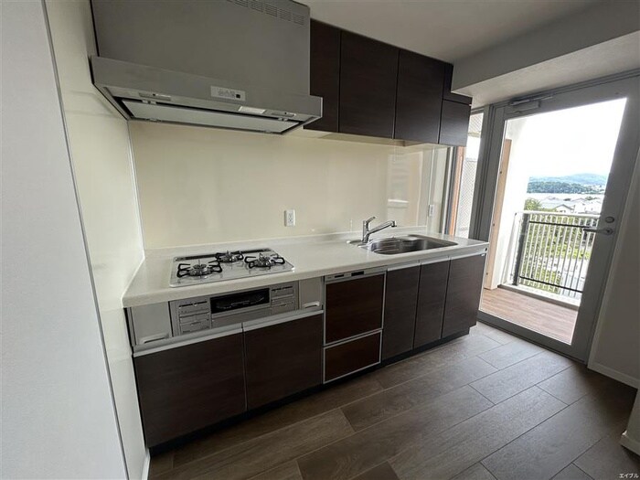 ｱｲﾗﾝﾄﾞｼﾃｨ･ｲﾝﾌｨﾆｶﾞ-ﾃﾞﾝｲｰｽﾄ棟の物件内観写真