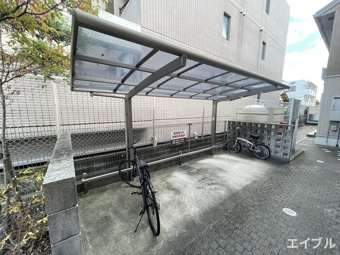 D-ｒｏｏｍ花畑の物件外観写真