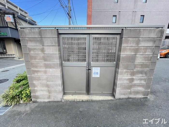 D-ｒｏｏｍ花畑の物件外観写真