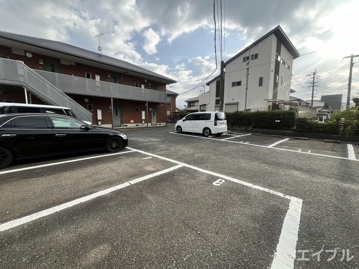 メゾン・ラ・クロセットＢ棟の物件外観写真