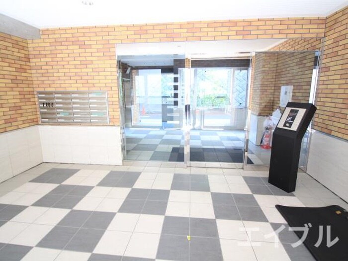 グランドコート嵐山の物件外観写真