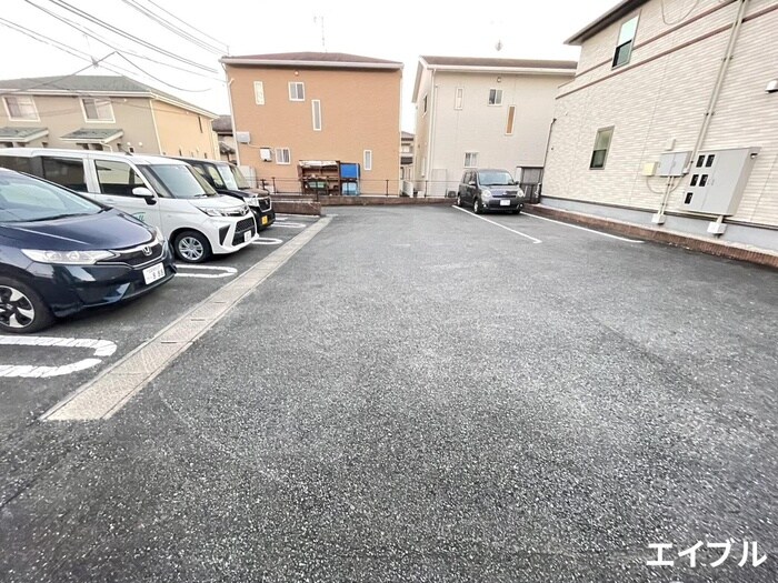 グラスハープの物件外観写真