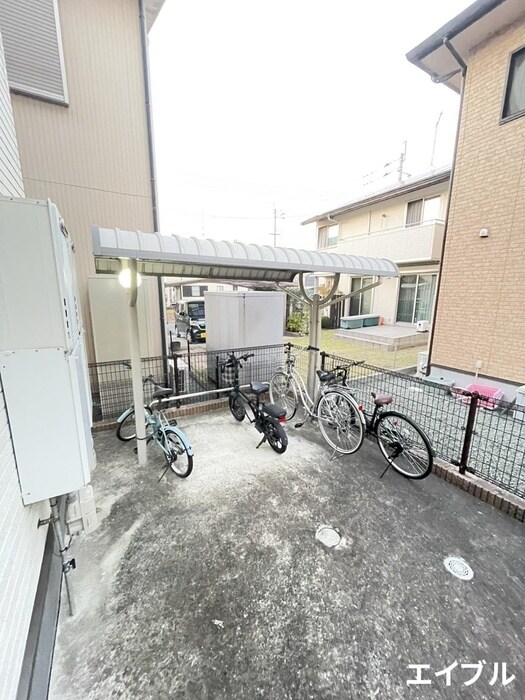 グラスハープの物件外観写真