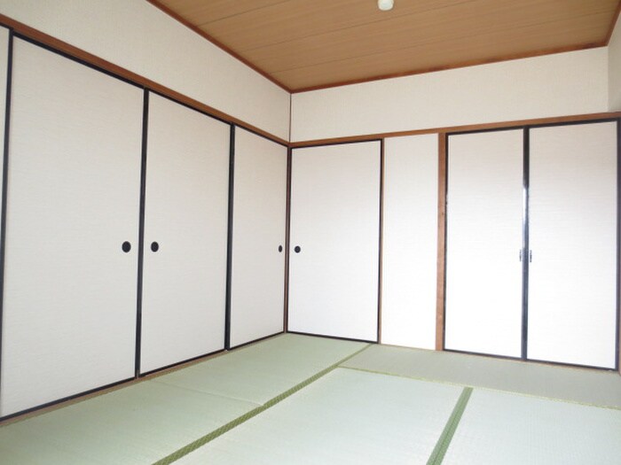 サンハッコービルの物件内観写真