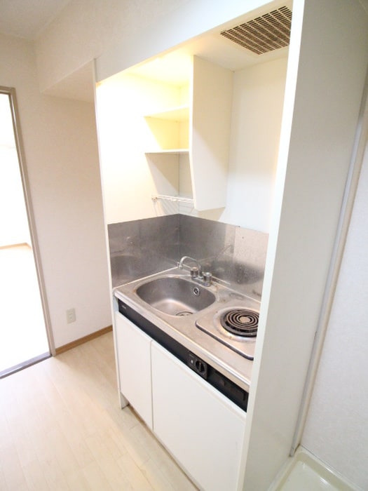 ヤマゼンロイヤルパレスの物件内観写真