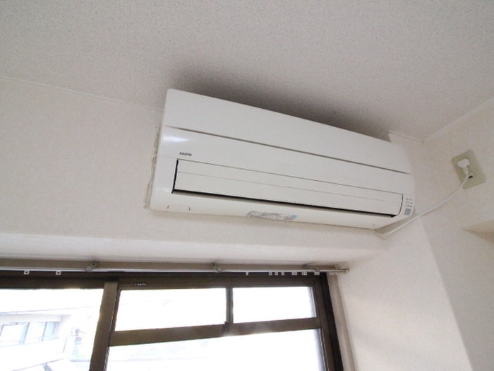 ヤマゼンロイヤルパレスの物件内観写真