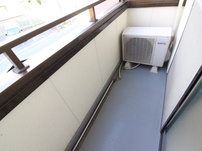 ヤマゼンロイヤルパレスの物件内観写真