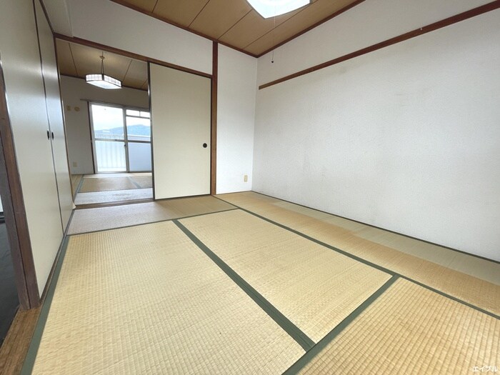 ビレッジ都府楼Ⅱの物件内観写真