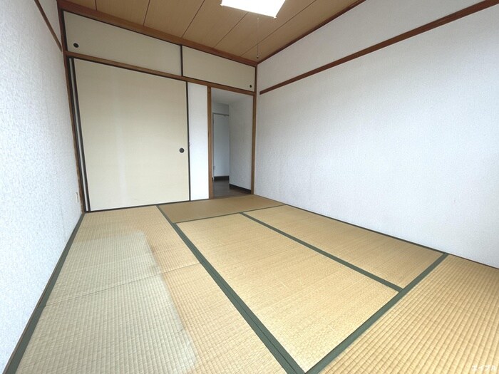 ビレッジ都府楼Ⅱの物件内観写真