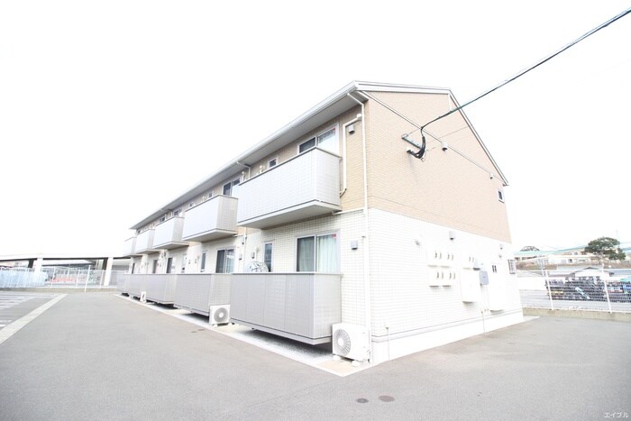 ブランシュネージュモリの物件外観写真