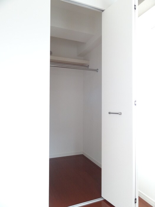 プリマヴェーラ花の木弐番館の物件内観写真