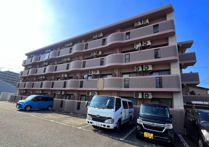 ｽﾀｼﾞｵ･ｱﾊﾟ-ﾄﾒﾝﾄ･ｵｸﾀﾞの物件外観写真