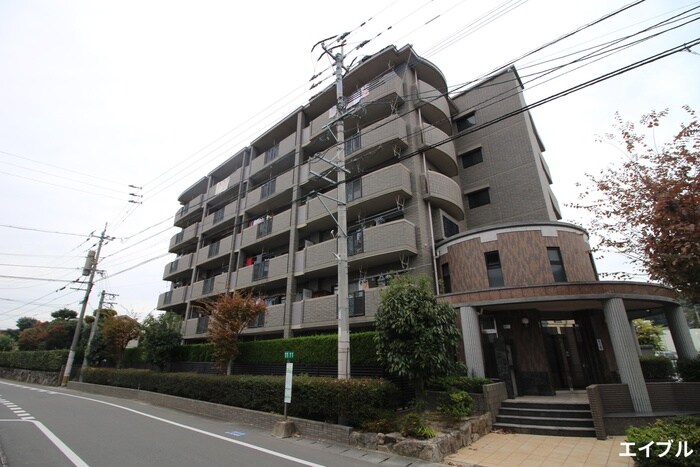 サントラップアベニューの物件外観写真