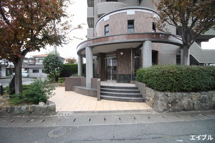 サントラップアベニューの物件外観写真