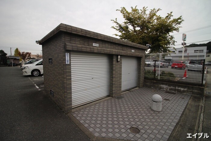 サントラップアベニューの物件外観写真