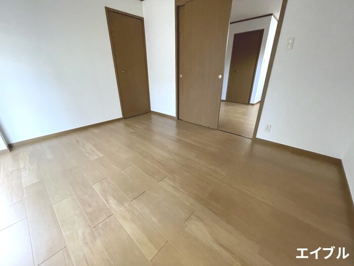 ダンディライオンＡの物件内観写真