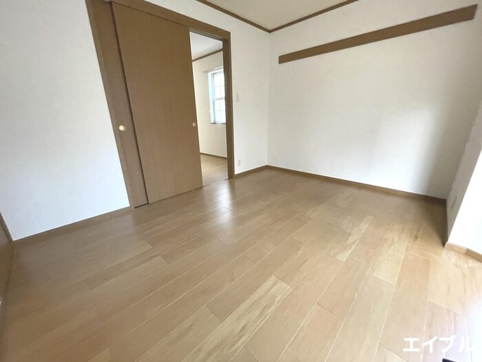 ダンディライオンＡの物件内観写真