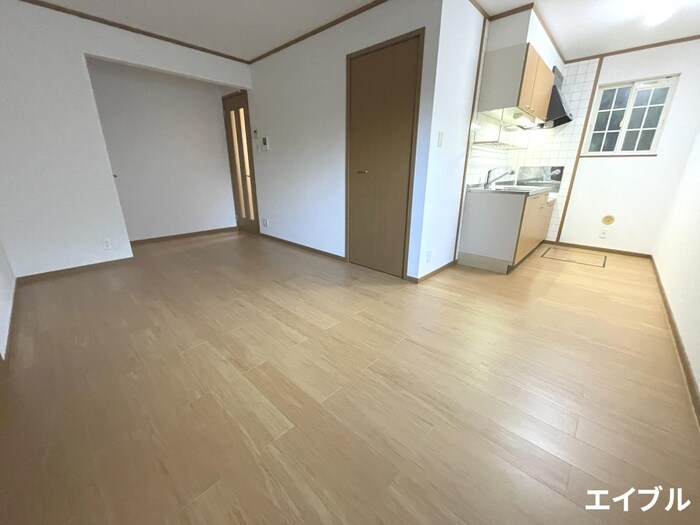 ダンディライオンＡの物件内観写真