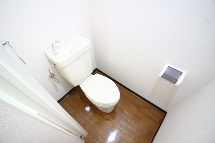 シャトレ中井の物件内観写真