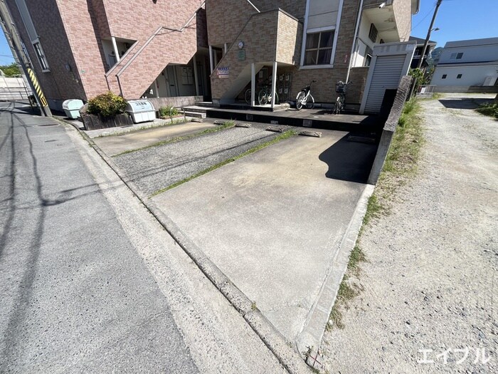 ユゥ＆ミィ金山駅前A棟の物件外観写真