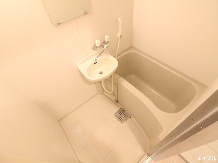 ユゥ＆ミィ金山駅前A棟の物件内観写真