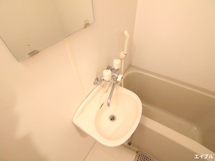 ユゥ＆ミィ金山駅前A棟の物件内観写真