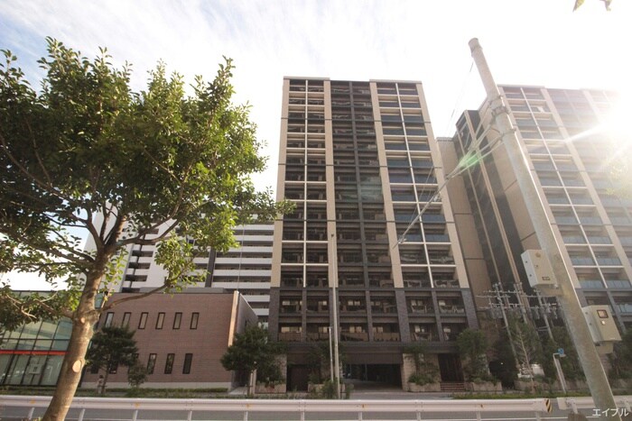 ｸﾞﾗﾝﾌｫｰﾚ千早ﾏｰｸｽｸｴｱｲｰｽﾄｳｲﾝｸﾞの物件外観写真