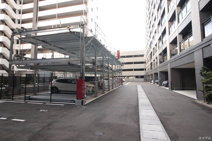 ｸﾞﾗﾝﾌｫｰﾚ千早ﾏｰｸｽｸｴｱｲｰｽﾄｳｲﾝｸﾞの物件外観写真