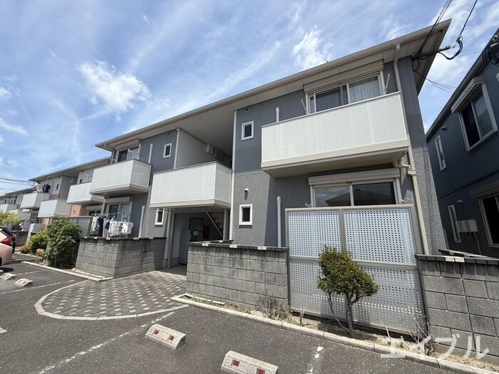 ヴィラＳＨＭ行橋クアルトの物件外観写真