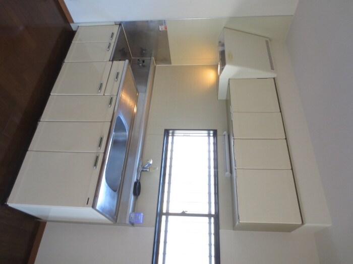 サンハイツ弥生の物件内観写真