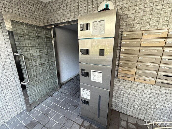 パークサイドビルの物件外観写真