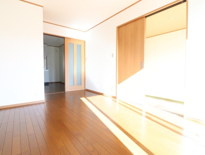 パインハイム津屋崎の物件内観写真